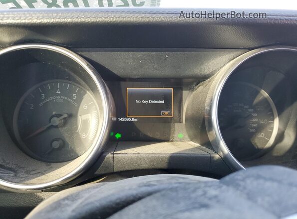 1FATP8UH7J5124249 2018 FORD MUSTANG Серый Вид щитка приборов