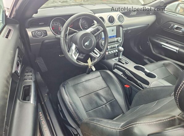 1FATP8UH7L5113562 2020 FORD MUSTANG Silver Вид панелі приладів
