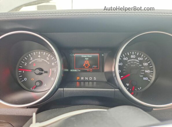 1FATP8UH7L5113562 2020 FORD MUSTANG Silver Вид щитка приладів