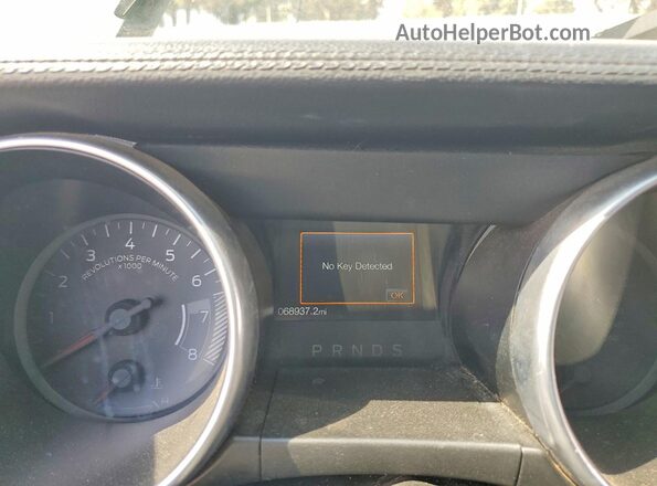 1FATP8UH7L5119961 2020 FORD MUSTANG Белый Вид щитка приборов