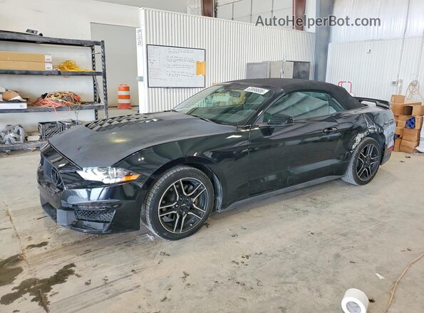 1FATP8UH8J5133400 2018 FORD MUSTANG Черный Задняя левая четверть