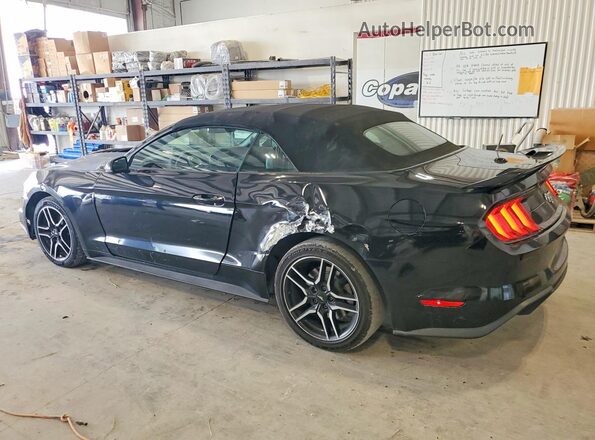 1FATP8UH8J5133400 2018 FORD MUSTANG Черный Задняя правая четверть