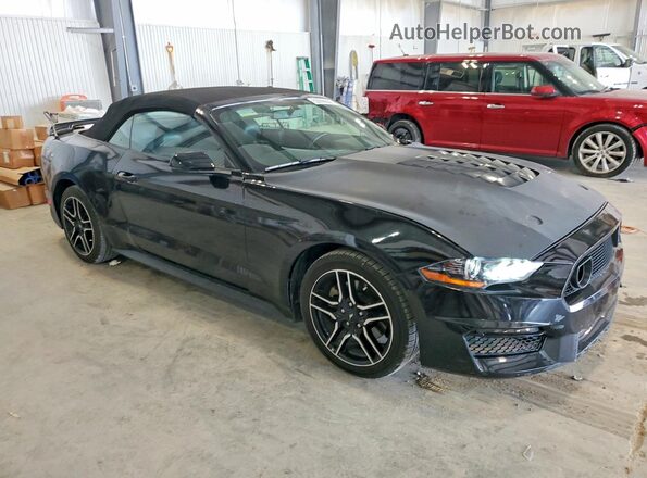 1FATP8UH8J5133400 2018 FORD MUSTANG Черный Вид спереди