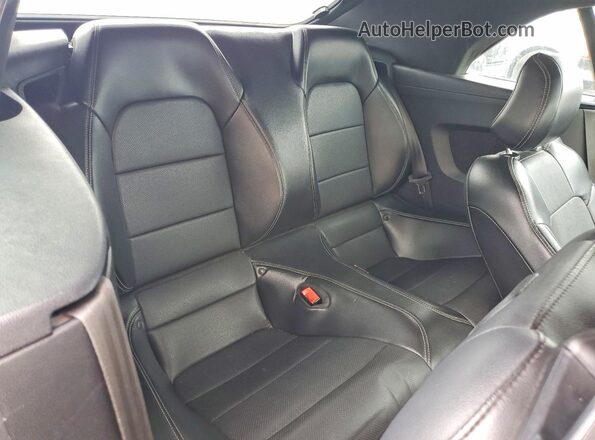 1FATP8UH8J5133400 2018 FORD MUSTANG Черный Вид задней части салона