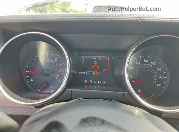 1FATP8UH8M5124958 2021 FORD MUSTANG White Սարքավորումների վահանակի տեսք