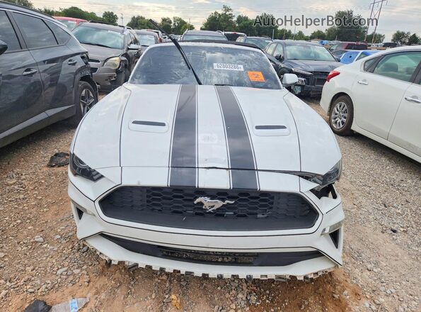 1FATP8UH9L5113580 2020 FORD MUSTANG Белый Вид спереди