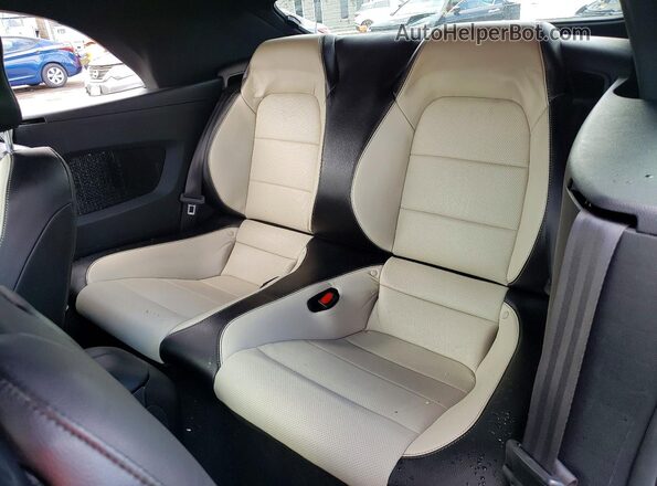 1FATP8UH9M5135631 2021 FORD MUSTANG Черный Вид задних сидений
