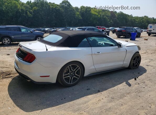 1FATP8UH9N5107099 2022 FORD MUSTANG White Tył prawy
