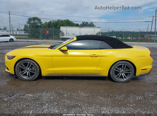 1FATP8UHXH5278982 2017 FORD MUSTANG Yellow Vista interior de 360 grados