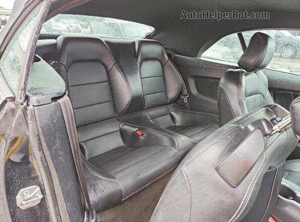 1FATP8UHXJ5111236 2018 FORD MUSTANG Black უკანა სავარძლების ხედი
