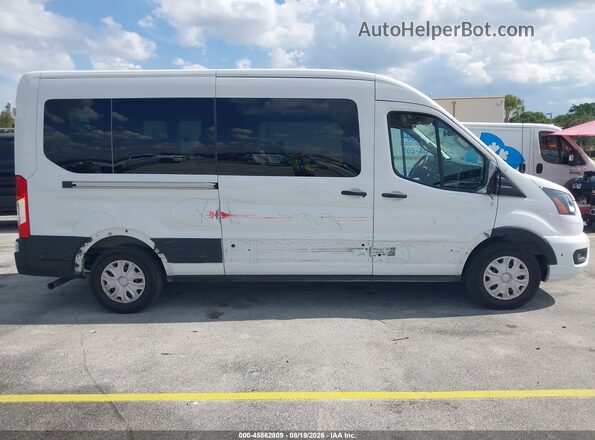 1FBAX2C86SKA73902 2025 FORD TRANSIT-350 White Vista interior trasera