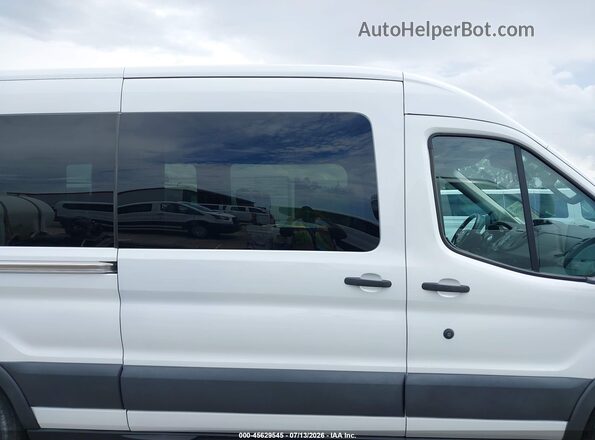 1FBAX2CM2JKB18829 2018 FORD TRANSIT-350 White Rear interior view