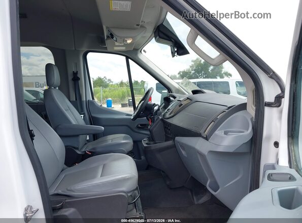 1FBAX2CM2JKB18829 2018 FORD TRANSIT-350 White Front interior view