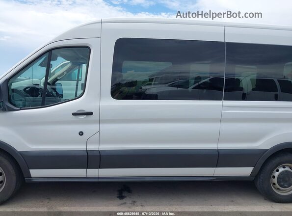 1FBAX2CM2JKB18829 2018 FORD TRANSIT-350 White 360 interior view