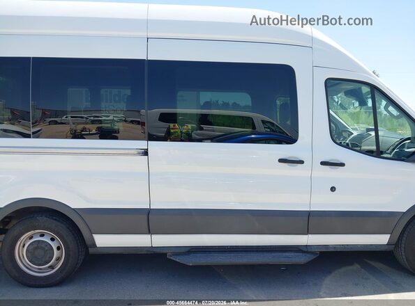 1FBAX2XM5HKB26671 2017 FORD TRANSIT-350 White Rear interior view