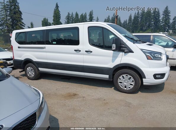 1FBAX2Y88PKB09010 2023 FORD TRANSIT-350 White Widok wnętrza z tyłu