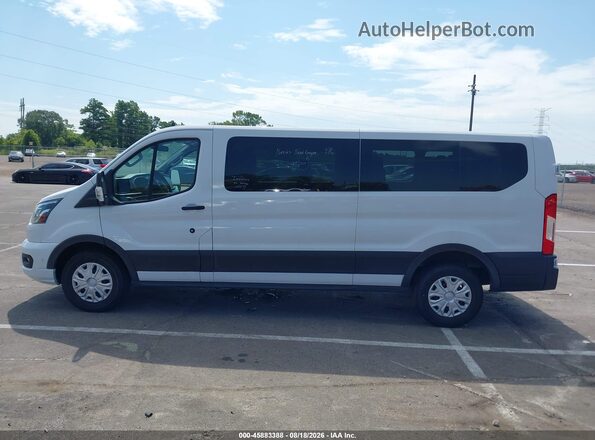 1FBAX2YG9PKB36949 2023 FORD TRANSIT-350 White Vista interior trasera