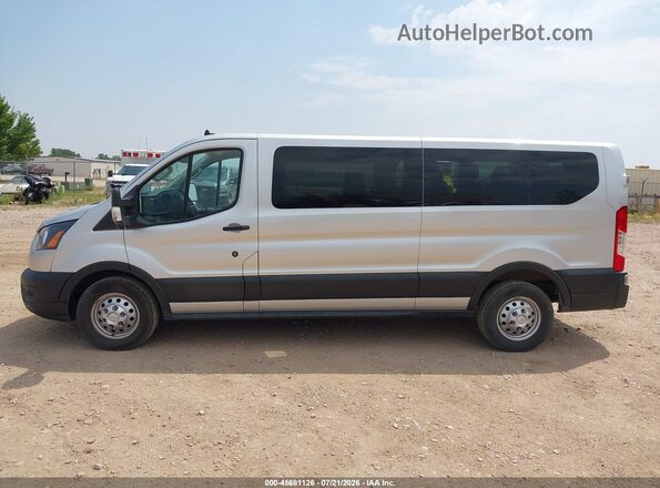1FBAX9Y84RKB18668 2024 FORD TRANSIT-350 Silver Widok wnętrza 360 stopni