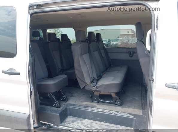 1FBAX9Y84RKB18668 2024 FORD TRANSIT-350 Silver Widok naklejki z numerem VIN
