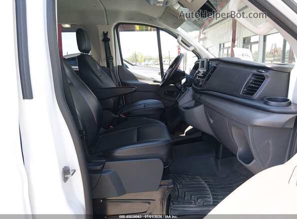 1FBAX9Y88PKA06937 2023 FORD TRANSIT-350 White Vista interior delantera