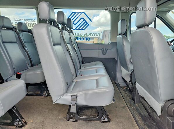 1FBZX2CM5GKB28363 2016 FORD TRANSIT White Rear interior view
