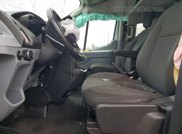 1FBZX2YMXHKA47143 2017 FORD TRANSIT White Front interior view