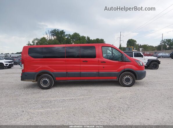 1FBZX2ZM1JKB52867 2018 FORD TRANSIT-350 Red Widok wnętrza z tyłu