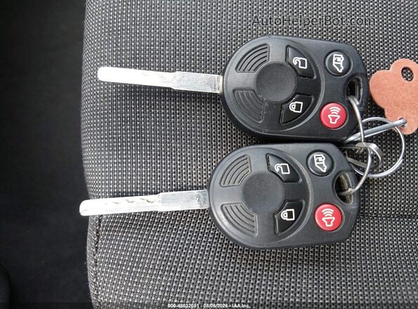 1FBZX2ZM2GKB18963 2016 FORD TRANSIT-350 Red Dashboard view