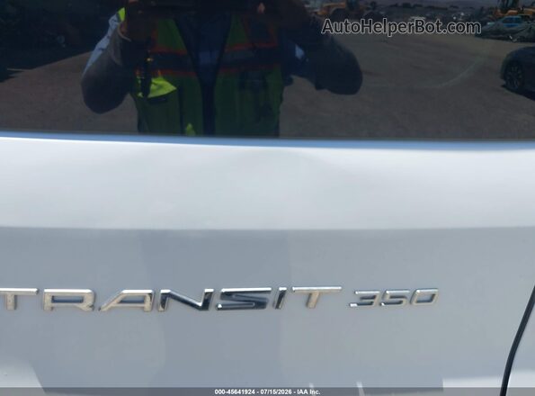 1FBZX2ZM8JKB42868 2018 FORD TRANSIT-350 White Սալոնի 360 աստիճան տեսք