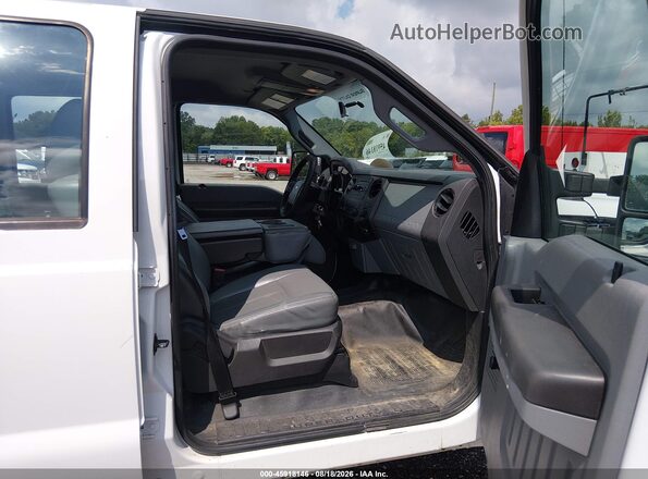 1FD7W2A65GEC86710 2016 FORD F-250 White Вид салону спереду