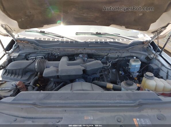 1FD7W3E62HED87205 2017 FORD F-350 CHASSIS Cream უკანა ხედი