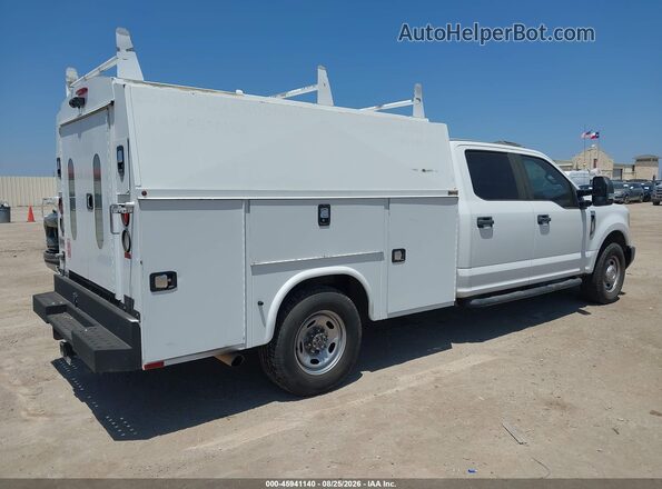 1FD7W3E62HED87205 2017 FORD F-350 CHASSIS Cream უკანა მარჯვენა