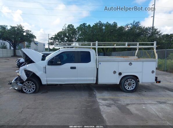 1FD7X2A61HEE59220 2017 FORD F-250 White 360 interior view