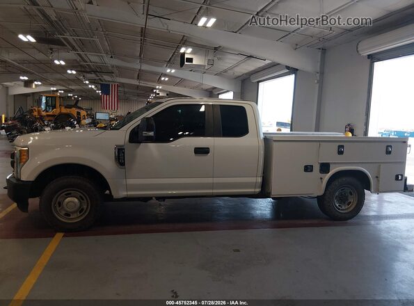 1FD7X2A68HEE29034 2017 FORD F-250 White 
