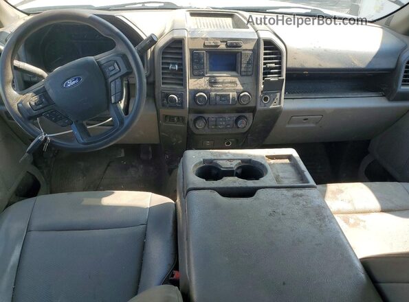 1FD7X2B65NEC96694 2022 FORD F250 White Vista del salpicadero