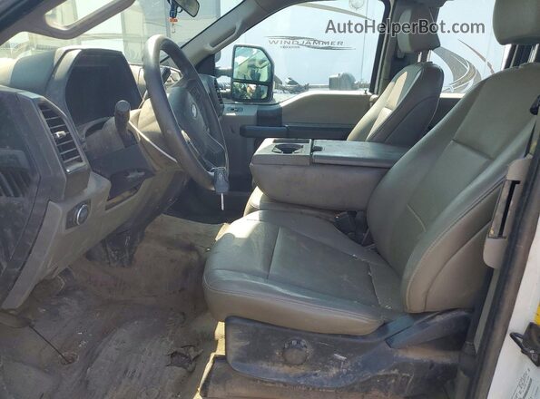 1FD7X2B65NEC96694 2022 FORD F250 White Vista interior delantera