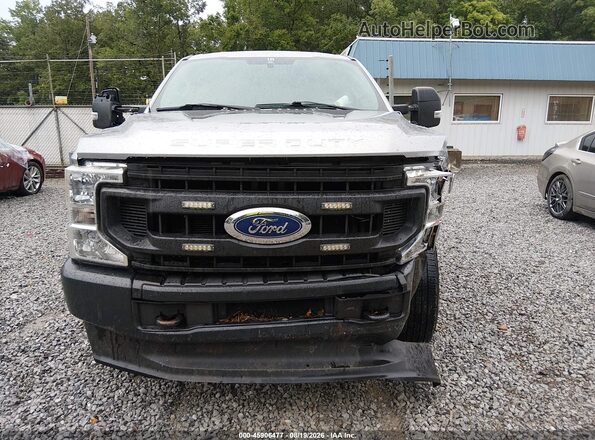 1FD7X2B69LEC46751 2020 FORD F-250 Gray Rear interior view