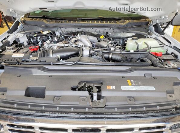 1FD8W3HTXTEE33944 2026 FORD F350 White Вид задньої частини салону