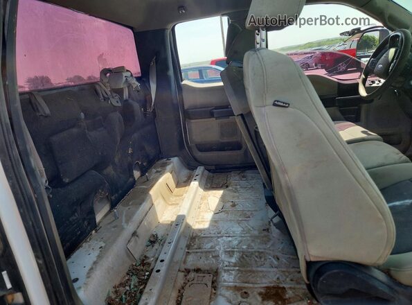 1FD8X3B64KEF83224 2019 FORD F350 White უკანა სავარძლების ხედი