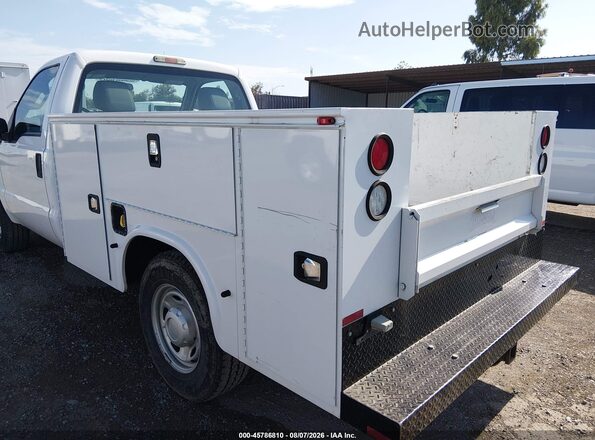 1FDBF2A62GED31144 2016 FORD F-250 White Widok z przodu