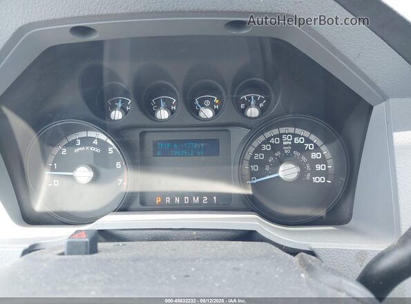 1FDBF2A62GED31158 2016 FORD F-250 White Widok tylnych siedzeń