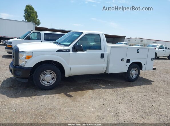 1FDBF2A62GED31158 2016 FORD F-250 White Widok wnętrza 360 stopni