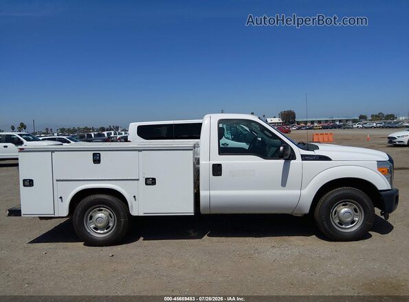 1FDBF2A65GED31140 2016 FORD F-250 White Vista interior trasera
