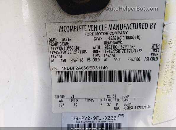 1FDBF2A65GED31140 2016 FORD F-250 White Vista del compartimento del motor