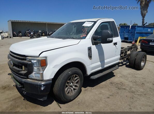 1FDBF2A65NED19681 2022 FORD F-250 Белый Передняя левая четверть
