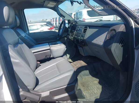 1FDBF2A67GED31155 2016 FORD F-250 White წინა სალონის ხედი
