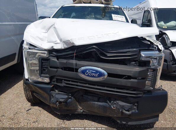 1FDBF2A67KEF66664 2019 FORD F-250 White Vista frontal