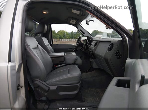 1FDBF2A68GEC87795 2016 FORD F-250 Silver Սալոնի դիմացի տեսք