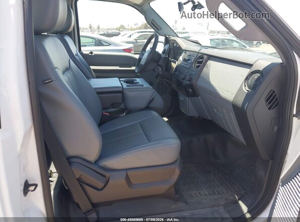 1FDBF2A68GED31150 2016 FORD F-250 White Vista interior delantera