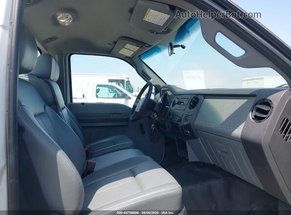 1FDBF2A6XGED31148 2016 FORD F-250 White Widok wnętrza z przodu